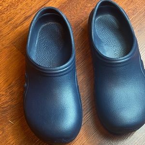 Sloggers clog shoes size 8